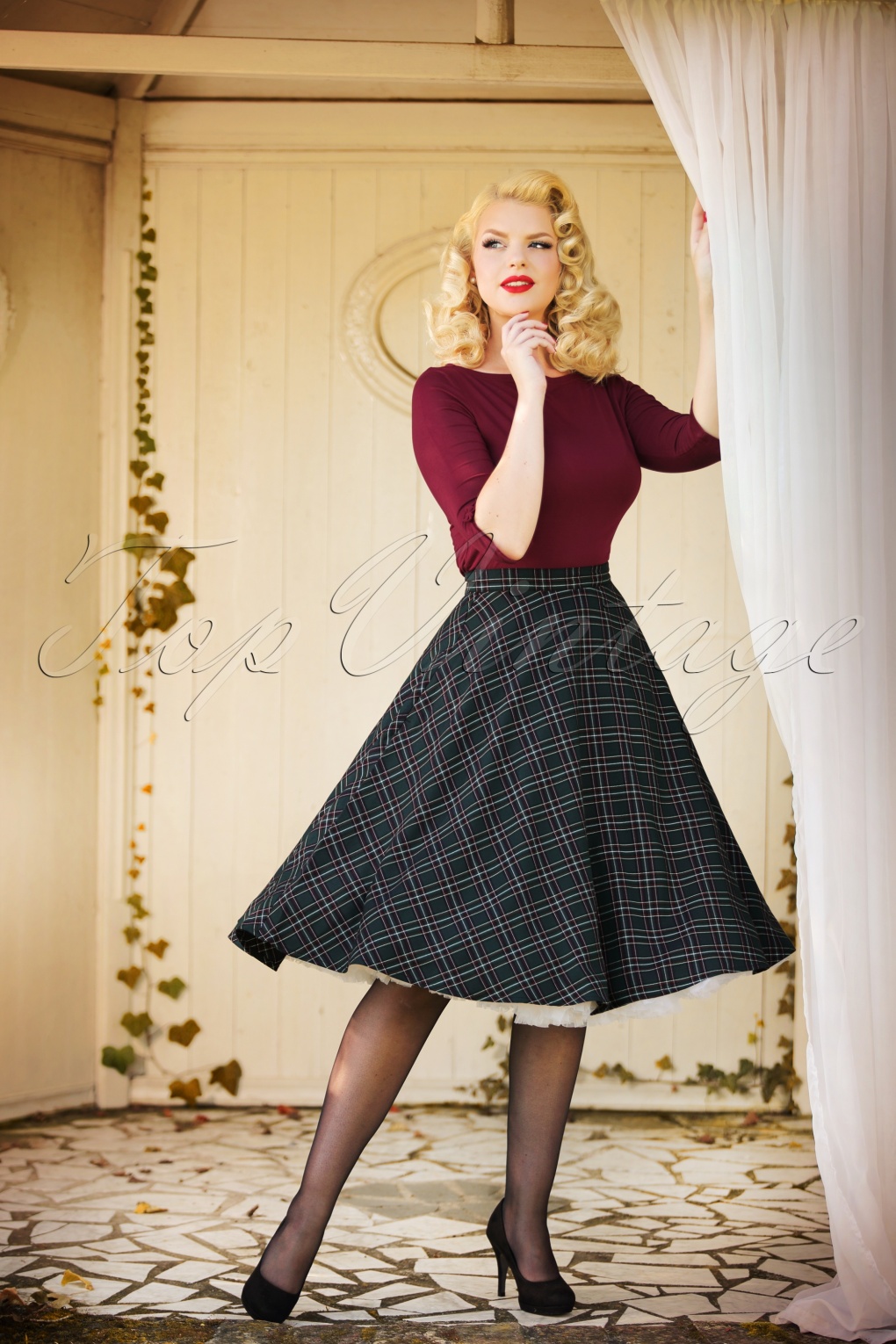 50s Peebles Tartan Swing Skirt in Green