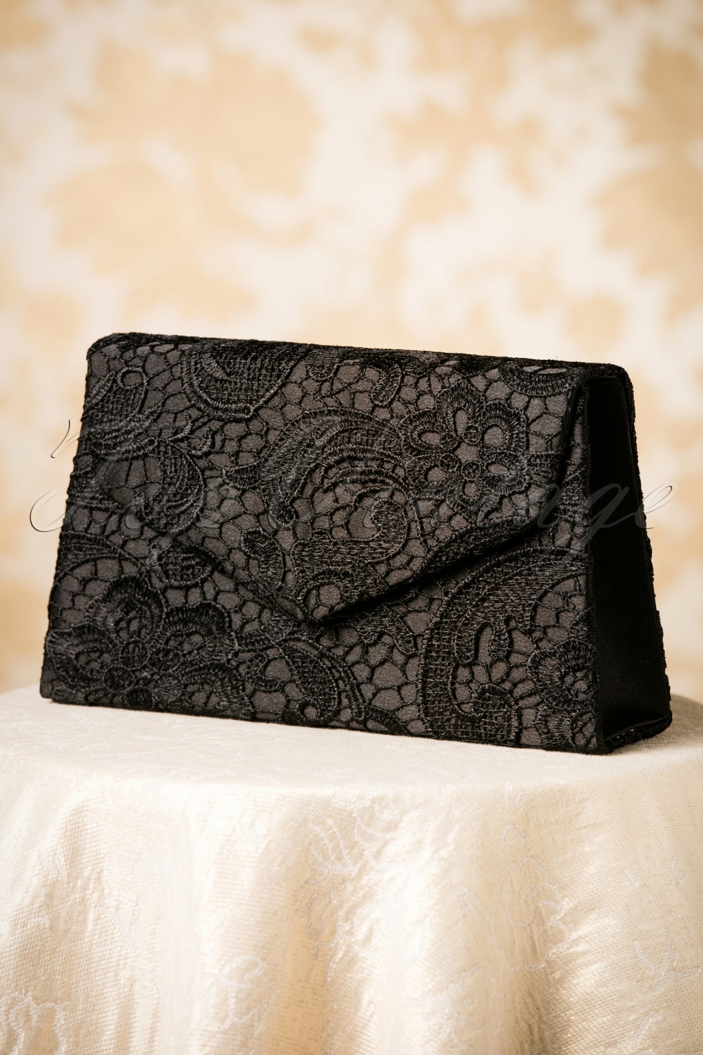 30s Elegant Evening Clutch with Black Lace