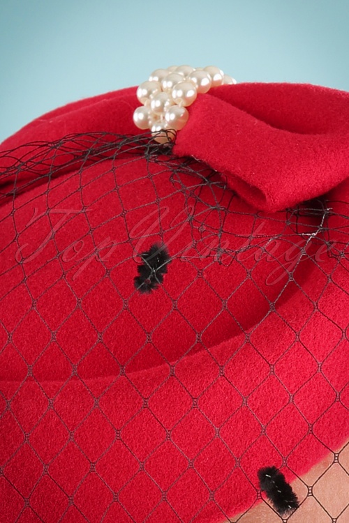 Banned Retro - 50s Judy Hat in Red 2