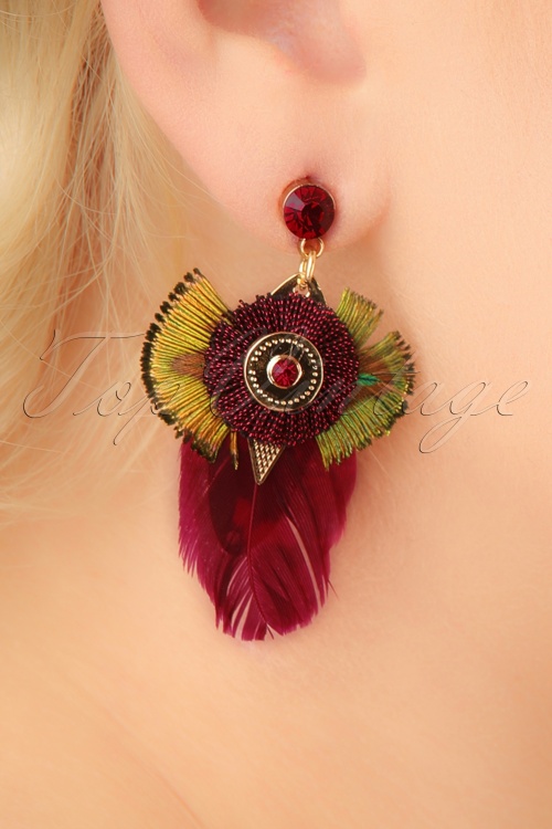 Day&Eve by Go Dutch Label - Fearne Red Feather Earrings Années 70 en Or 2