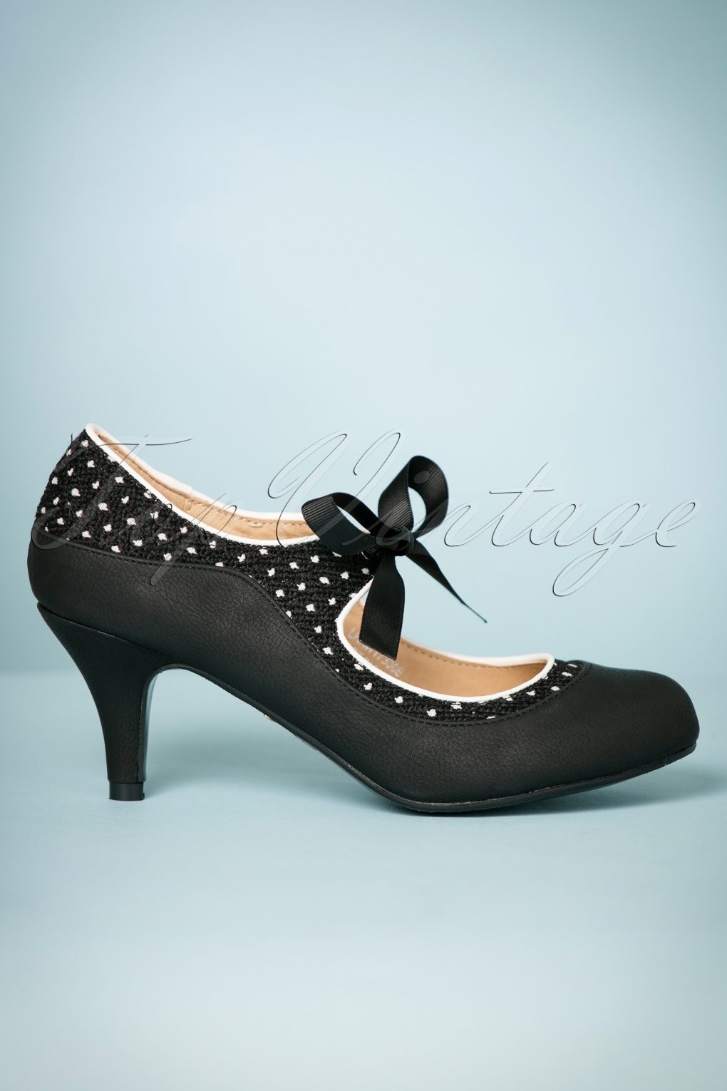 polka pumps