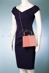La Parisienne - 50s Leona Lacquer Lock Bag in Old Pink 6