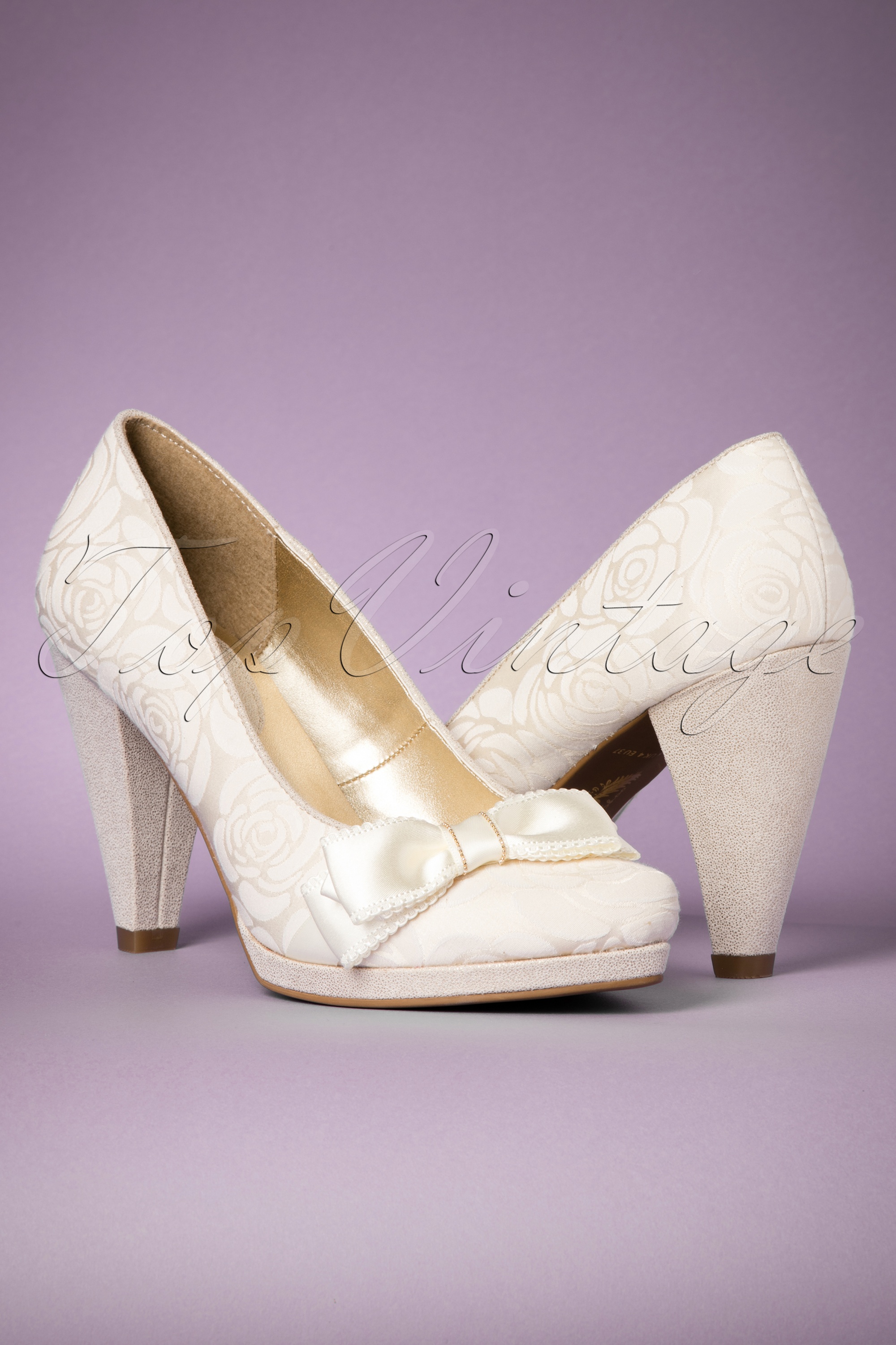 Ruby Shoo - Susanna Pumps in crème 2