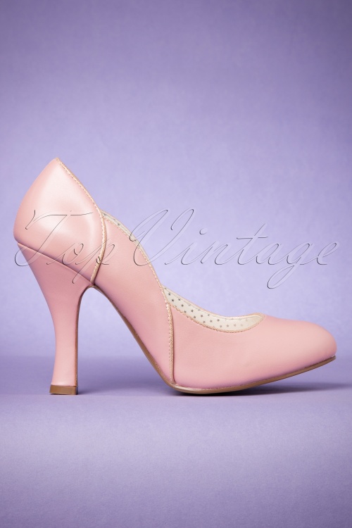 Pinup Couture - 50s Classy Smitten Pumps in Powder Pink 2