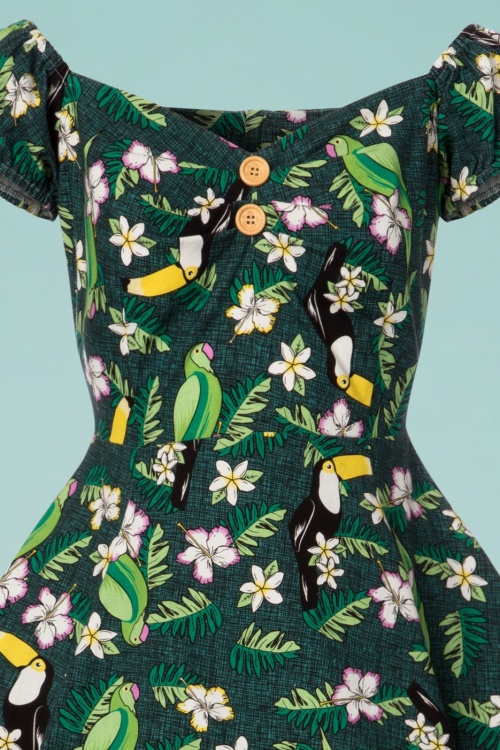 Collectif Clothing - Dolores Tropical Bird Doll Dress Années 50 en Vert 4