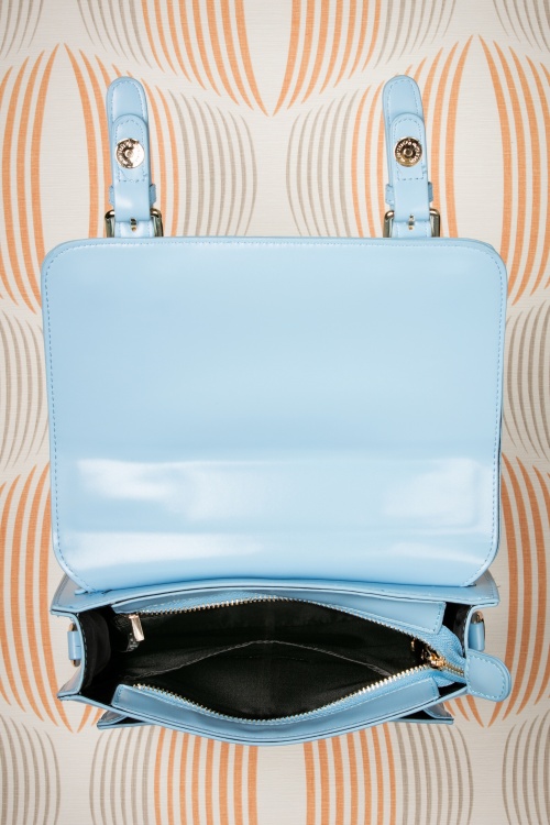 Banned Retro - 60s Cohen Handbag in Baby Blue 4