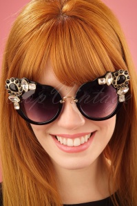Peach Accessories - 50s Too Glam To Give A Damn Sunglasses in Black 3