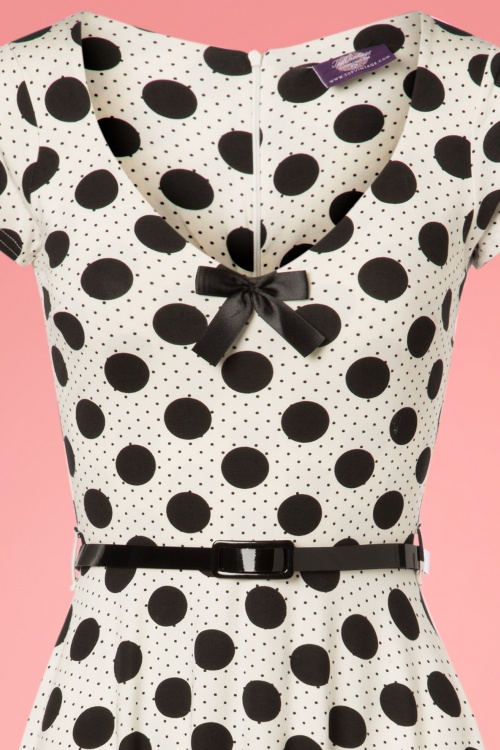 Topvintage Boutique Collection - Blossom Dot Swing Dress Années 50 en Noir et Blanc 2