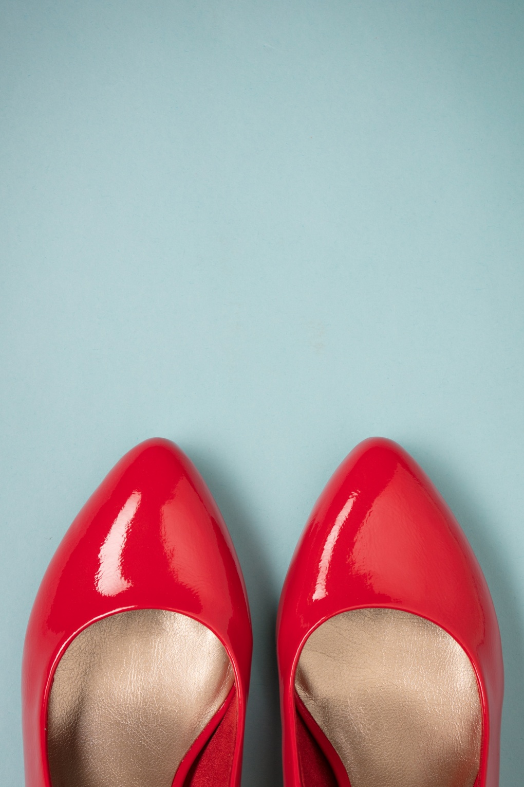 40s Beverly Patent Pumps in Red
