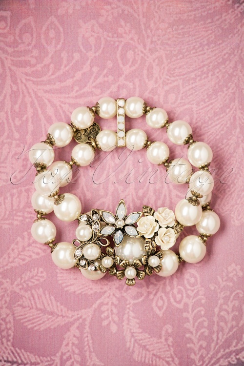 Lovely - 30s Miriam Haskell Pearl Bracelet in Gold 2