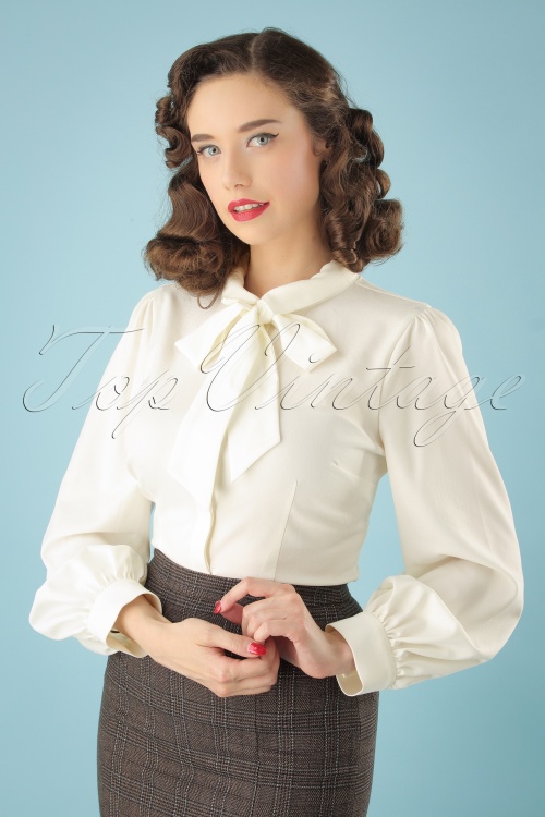 Collectif Clothing - 40s Beccy Blouse in Ivory