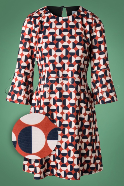Banned Retro - 60s Mod Circles Dress in Rusty Red 2