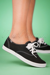 Keds - 50s Champion Core Text Sneakers in Black 2