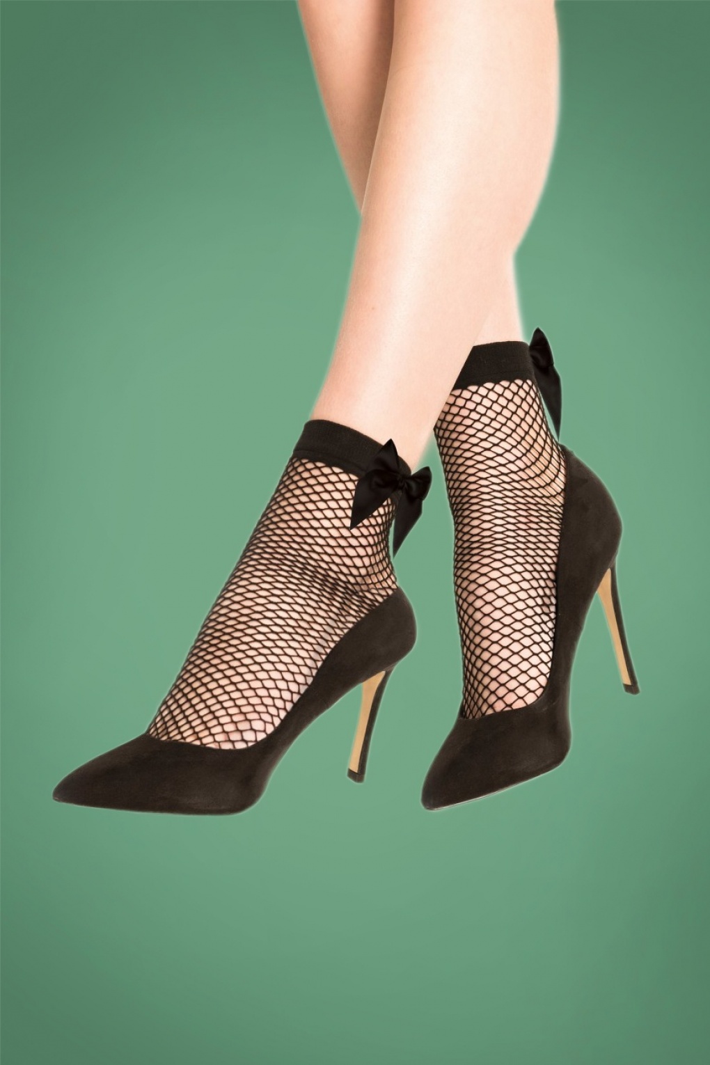 50s Bow Fishnet Socks in Black