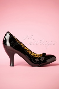 Banned Retro - 50s Dragonfly Pumps in Black 3