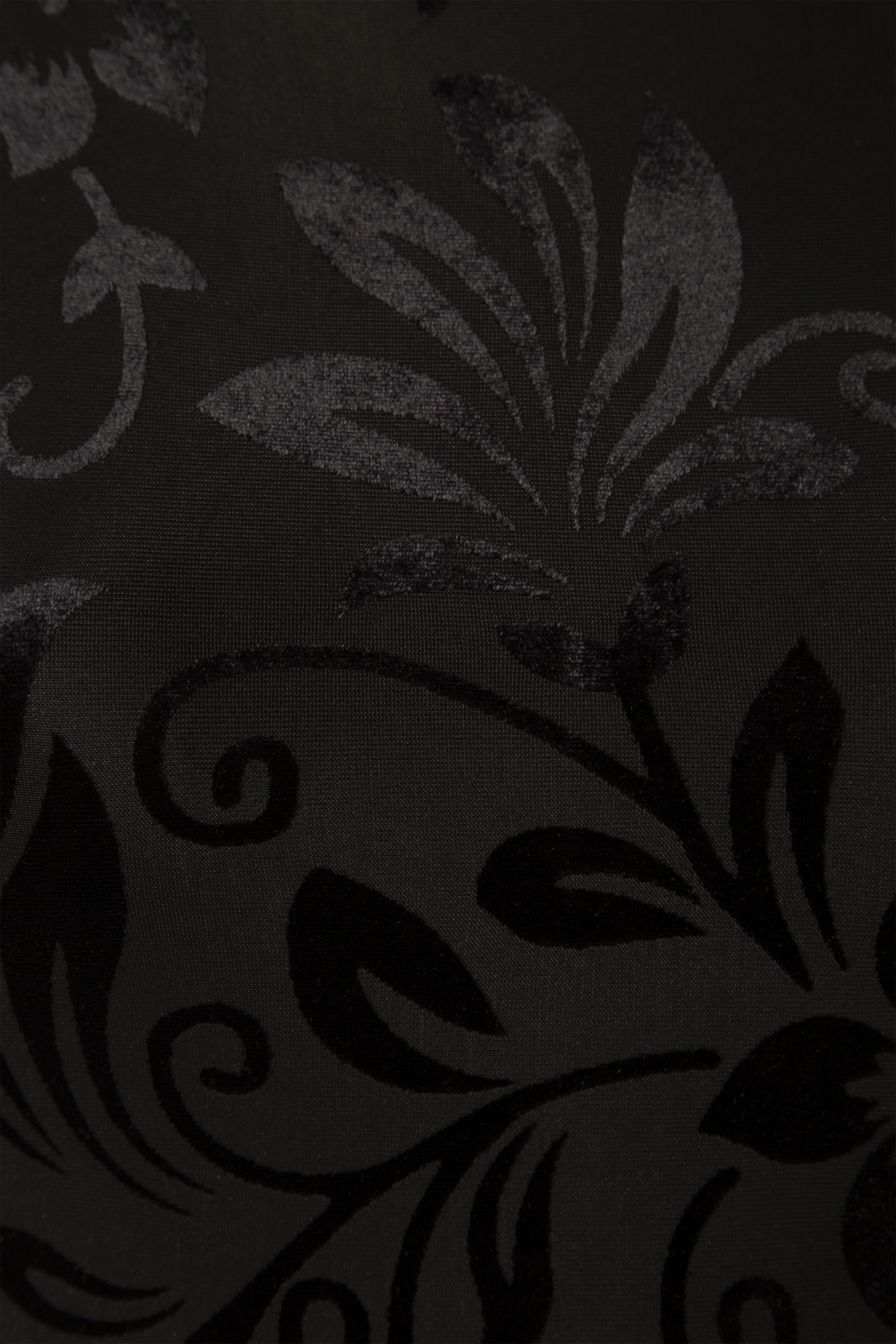 Vintage Chic for Topvintage - Deanna penciljurk met bloemenprint in zwart 4