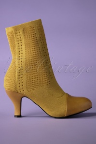 Banned Retro - Pepper Ankle Sock Booties Années 60 en Jaune Moutarde 2