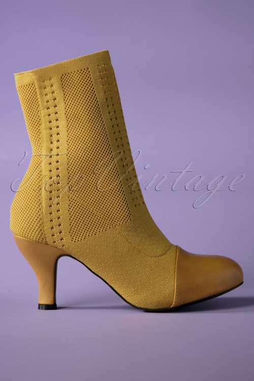 Banned Retro - Pepper Ankle Sock Booties in Senf 2