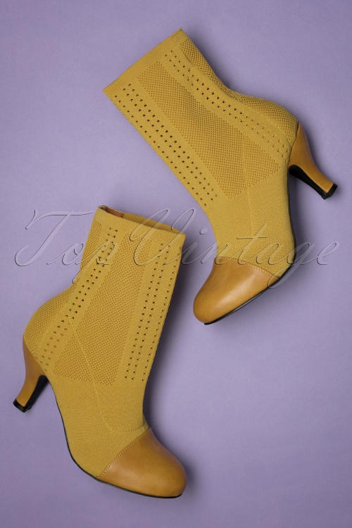 Banned Retro - 60s Pepper Ankle Sock Booties in Mustard