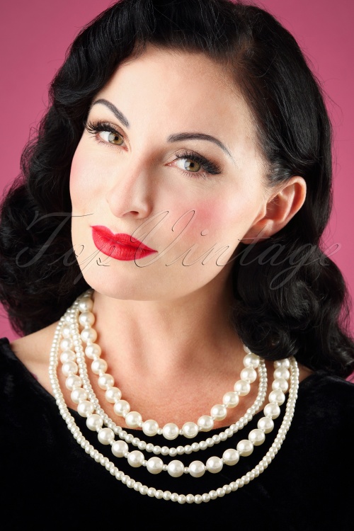 Darling Divine - 50s Jackie Layered Pearl Necklace in Cream