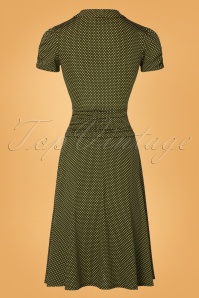 Retrolicious - Debra Pin Dot Swing-jurk in olijfgroen 5