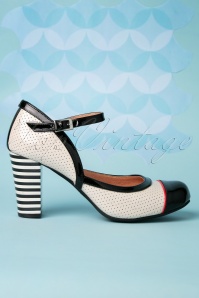 Nemonic - 60s Mary Jane Patent Leather Pumps in Cream and Black 3