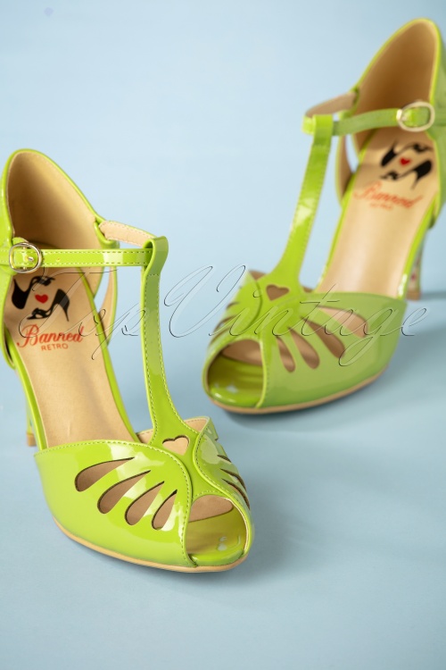 Banned Retro - 40s Secret Love Sandals in Apple Green 4