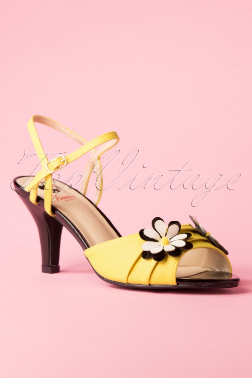 Banned Retro - 50s Dazed Blossom Sandals in Mustard and Black 3