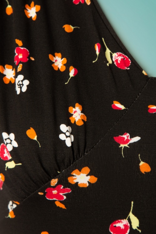 Topvintage Boutique Collection - Lynne Swing-Kleid mit Blumenmuster in Schwarz 5