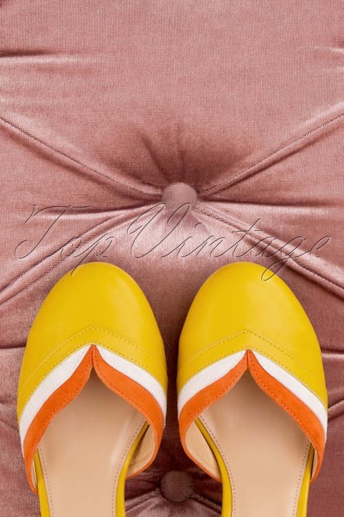 Topvintage Boutique Collection - 60s Ava Walking On Sunshine Pumps in Yellow 4