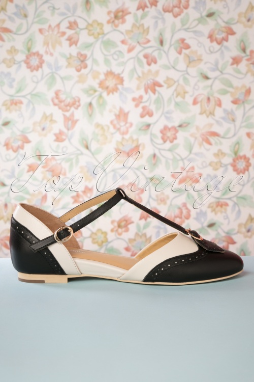 Charlie Stone Shoes 1920-50's elegant vintage flats with hidden wedge