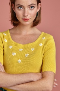 King Louie - 70s Lexi Flower Power Top in Sunny Yellow 2