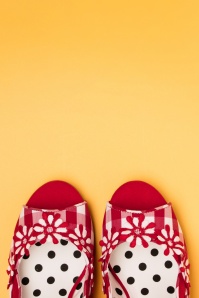 Ruby Shoo - Hera geruite sandalen met blokhak in rood 3