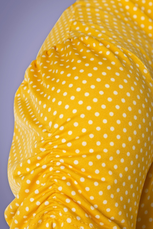 Retrolicious - Debra Pin Dot Swing-jurk in geel 5