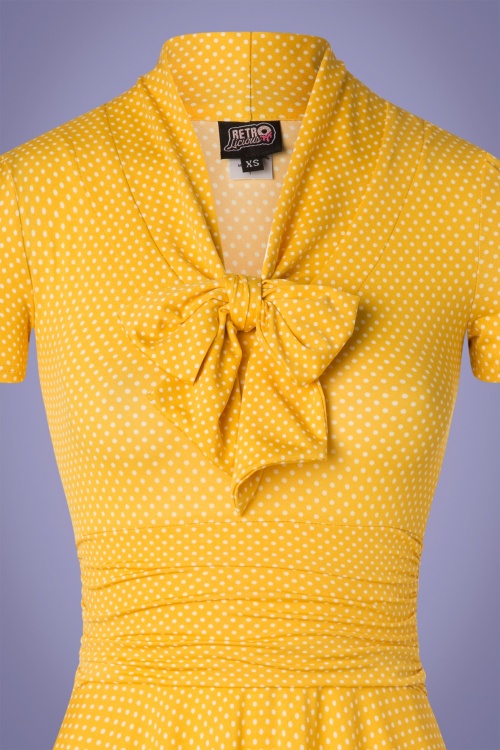 Retrolicious - Debra Pin Dot Swing-jurk in geel 3