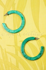 Darling Divine - 60s Marble Look Hoop Earrings in Green 4
