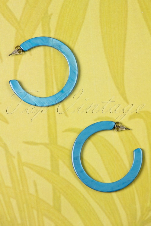 Darling Divine - 60s Marble Look Hoop Earrings in Blue 4