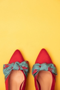 Banned Retro - 60s Yoora Slingback Pumps in Red 2