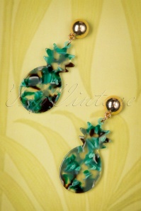 Collectif Clothing - 60s Marble Pineapple Earrings in Green 2