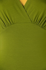 Very Cherry - 50s Sandy Short Sleeve Sweetheart Top in Olive Green 3
