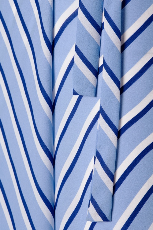 Compania Fantastica - Nicole Stripes Wrap Dress Années 70 en Bleu 4