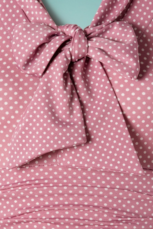 Retrolicious - Debra Pin Dot Swing-Kleid in Fliederrosa 4