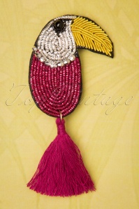 Day&Eve by Go Dutch Label - 70s Fearne Red Feather Earrings in Gold