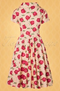 Vintage Diva  - Das Emma Flower Swing-Kleid in hellem Apricot 6