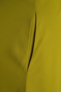 Bright and Beautiful - Isabella Plain Maxi Dress Années 70 en Vert Olive 5