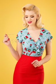 Banned Retro - Cherry Tie Top in Hellblau