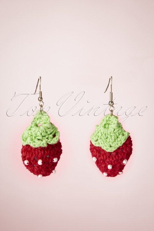Vixen - 50s Crochet Strawberry Earrings Années 50 en Rouge 3