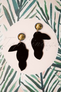Darling Divine - 60s Toucan Earrings in Gold 3