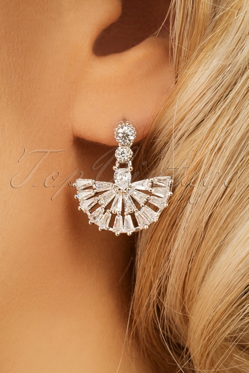Lovely - 20s Evelyn Mini Crystal Fan Drop Earrings in Silver