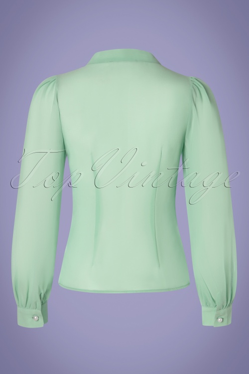 Collectif Clothing - 40s Luiza Blouse in Light Green 2